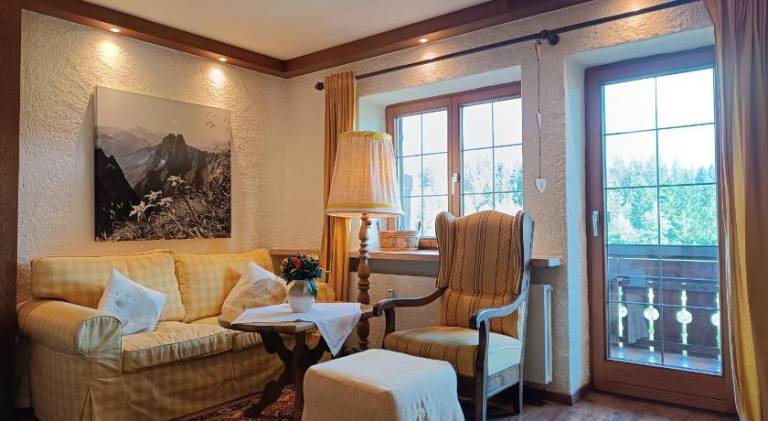 Wonderful holiday apartment with yard | Pet-friendly in Fischen im Allgaeu