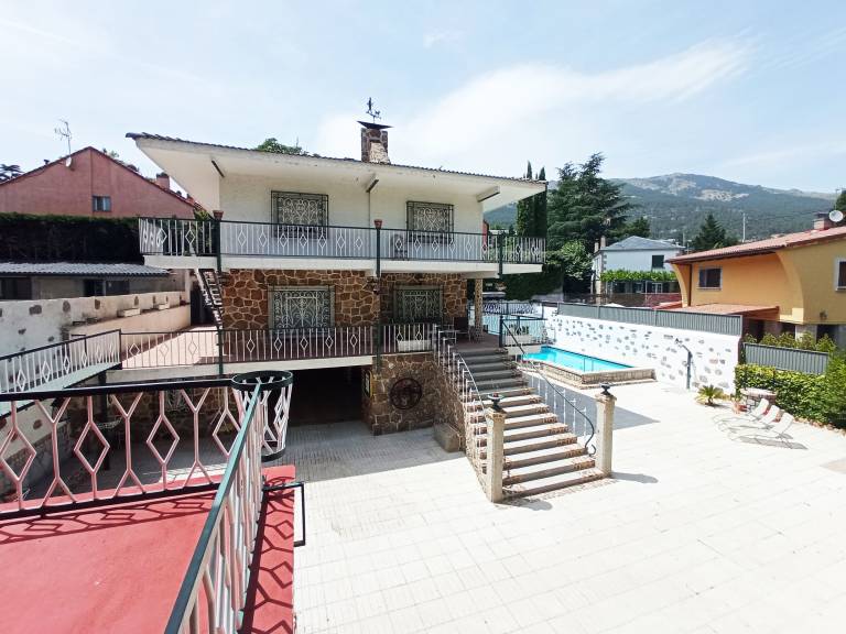 Chalet Zarzalejo