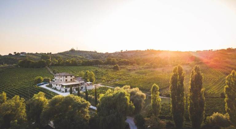 Child-friendly farm with yard, patio & pool | Pets allowed in Frosinone