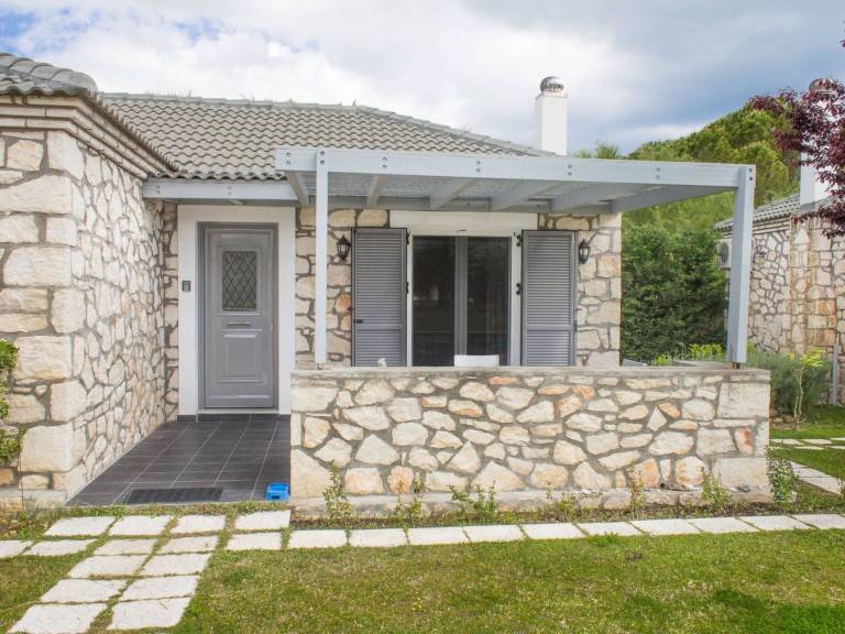 Lovely vacation home with terrace, barbecue & yard | Nature view | Dogs allowed — photo 3