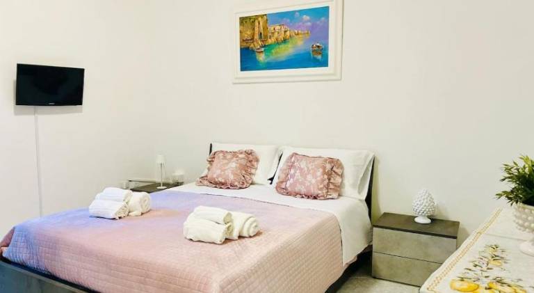 Pleasant holiday apartment | Close to the beach | Pet-friendly in Vico Equense