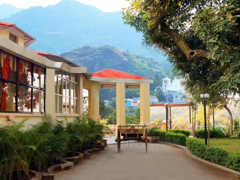 Bed and breakfast  Mount Abu