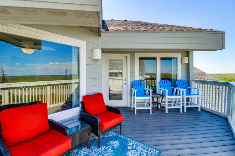 Steps to Shore: Condo w/ Balcony in Port Aransas — photo 3