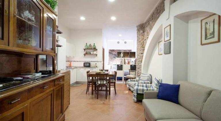 Rental apartment | Close to the beach | Perfect for remote work | Pets are welcome in Vernazza
