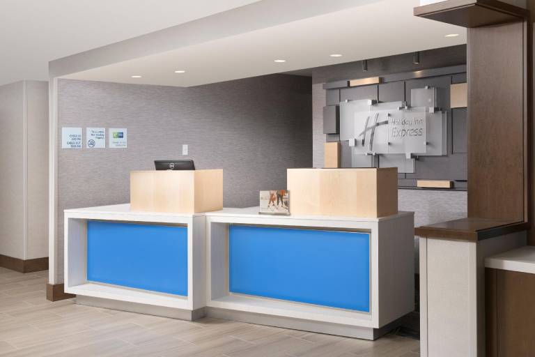 Holiday Inn Express Andover North - Lawrence By IHG — photo 3