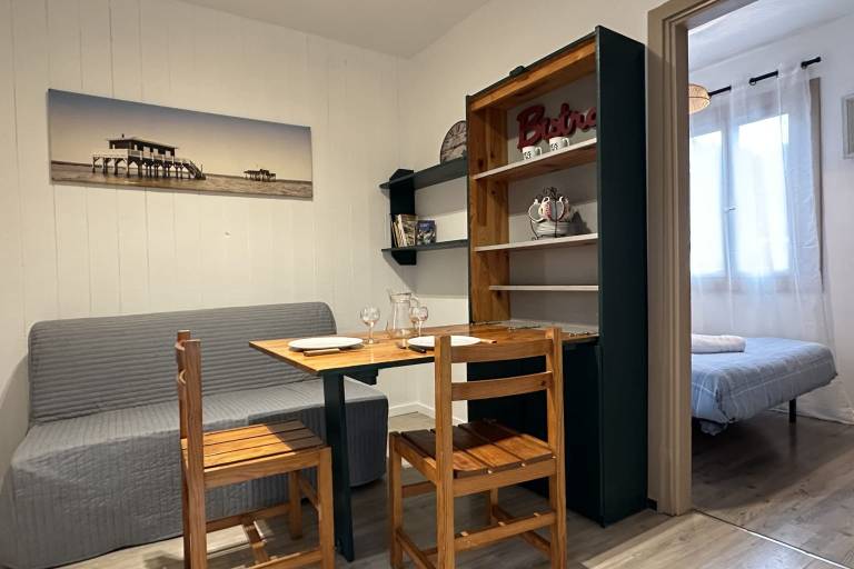 Family-friendly lovely chalet with terrace, pool & yard | Dogs allowed — photo 4