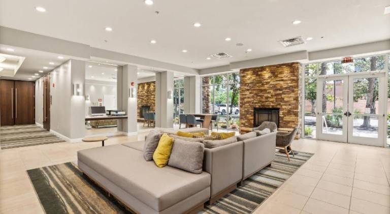 Holiday Inn Baton Rouge College Drive I-10 By IHG — photo 3