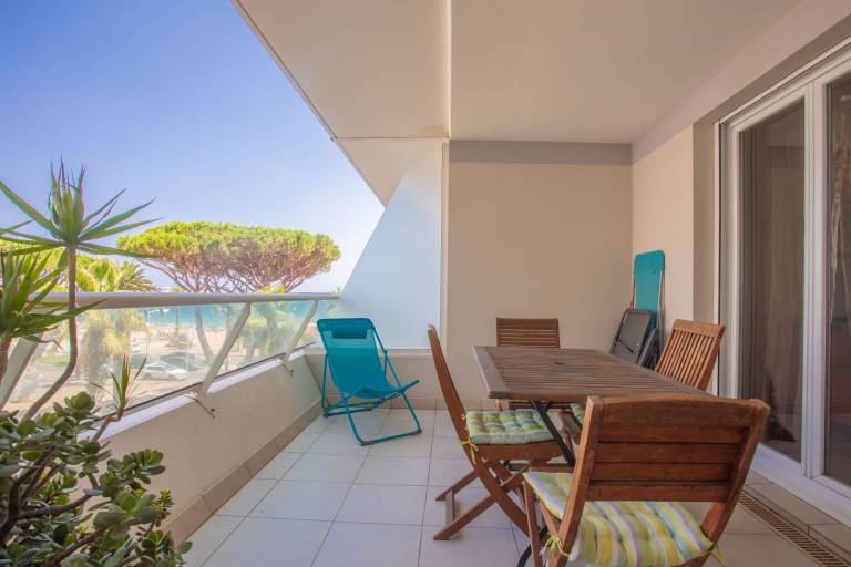 Rental apartment with terrace | Sea view — photo 2