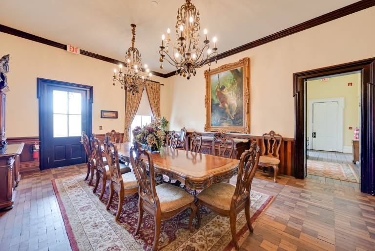 Walk to Golf Course: Spacious Rough River Retreat! — photo 5