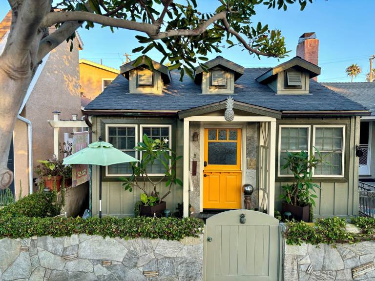 House  Seal Beach