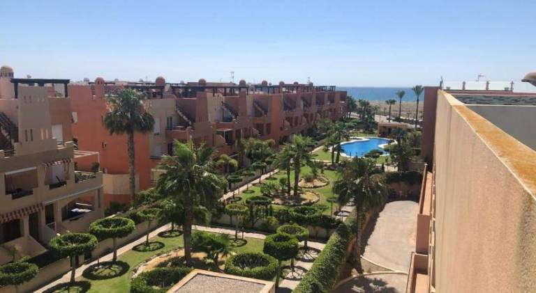 Holiday apartment with pool | Close to the beach | Dogs allowed — photo 2