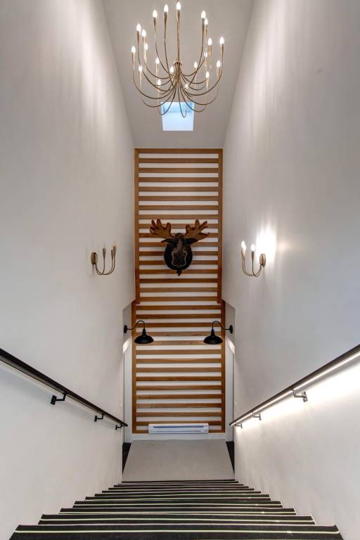 Upper Main 301 — photo 4