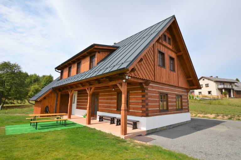 Dům Rovensko pod Troskami
