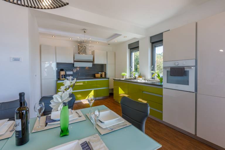 Fully equipped wonderful vacation home with barbecue, garden & private pool | Sea view | Dogs allowed — photo 4