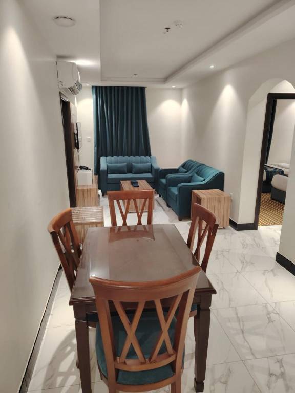 90 m&sup2; Apartment mit Hotelservice