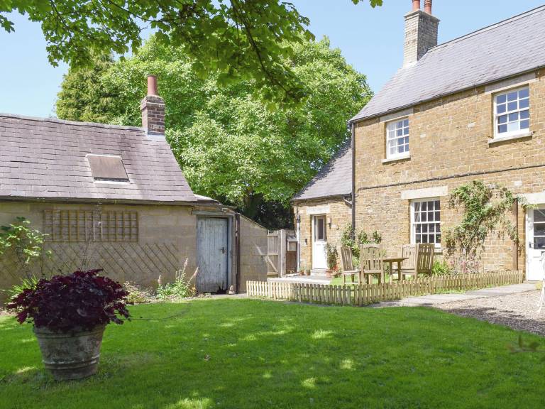 Cottage Somerby