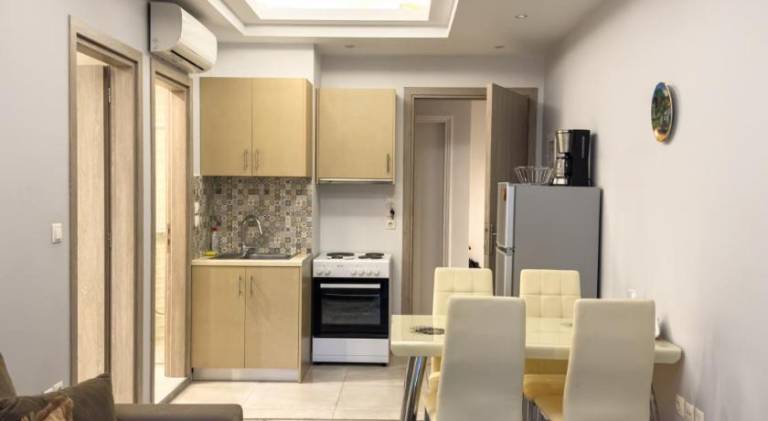 Contemporary & Spacious Renovated Apartment, DT Syntagma, /Touristic Area — photo 4