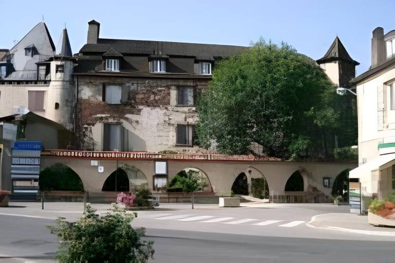Hôtel Le Turenne in Figeac