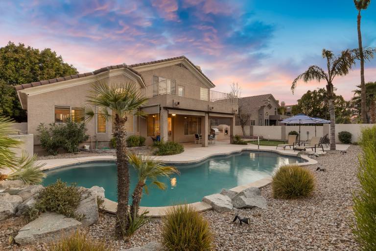 Cactus Grove l Heated Pool l Putting Green l BBQ