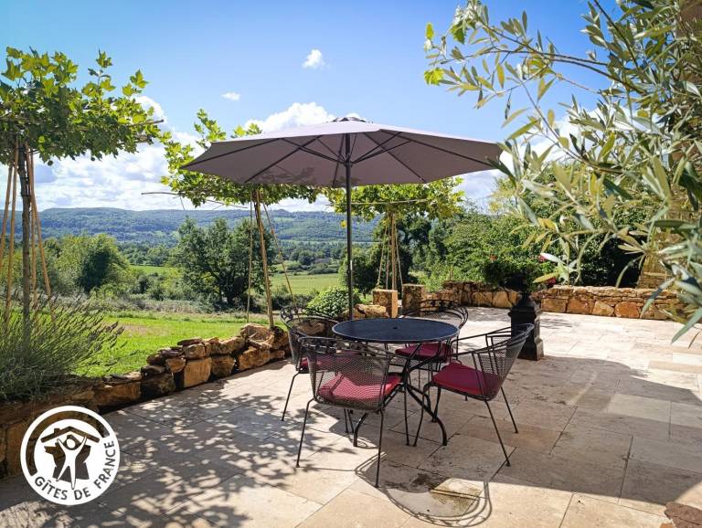 Wonderful gite with BBQ, garden & terrace | Pets are welcome — photo 2