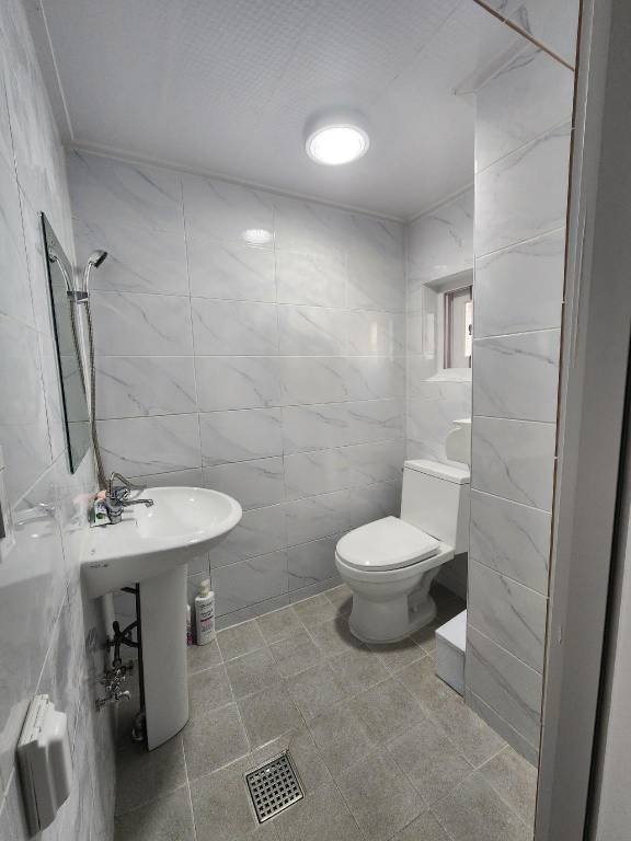 Clean, Very Large Accommodation Suitable for Large Groups - 50 pyeong, 4 Rooms — photo 2