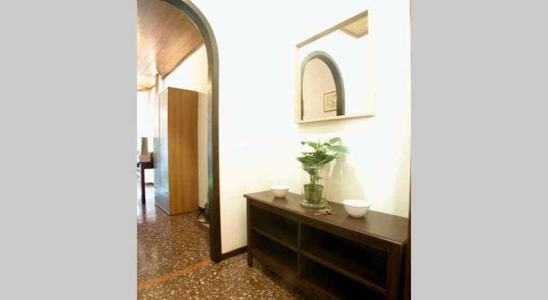 Rental apartment | Next to Two Towers — photo 5