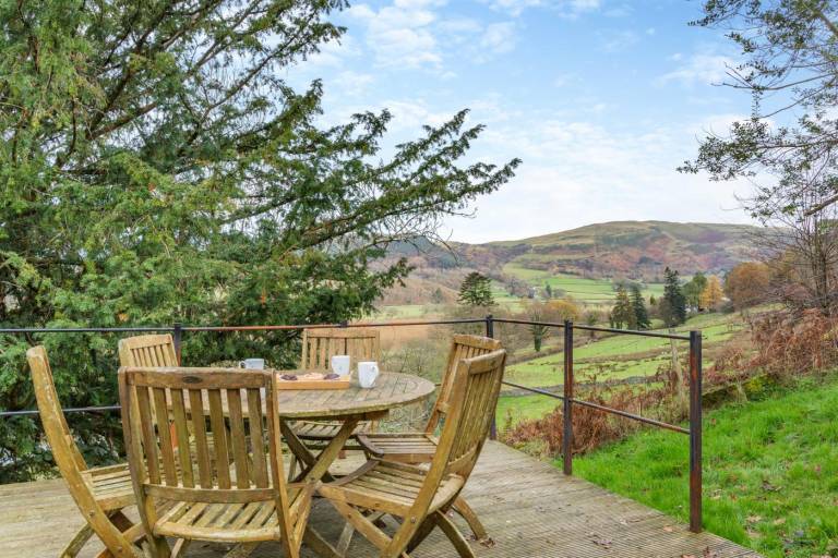 Cottage with yard & terrace | Pets are welcome in Cockermouth