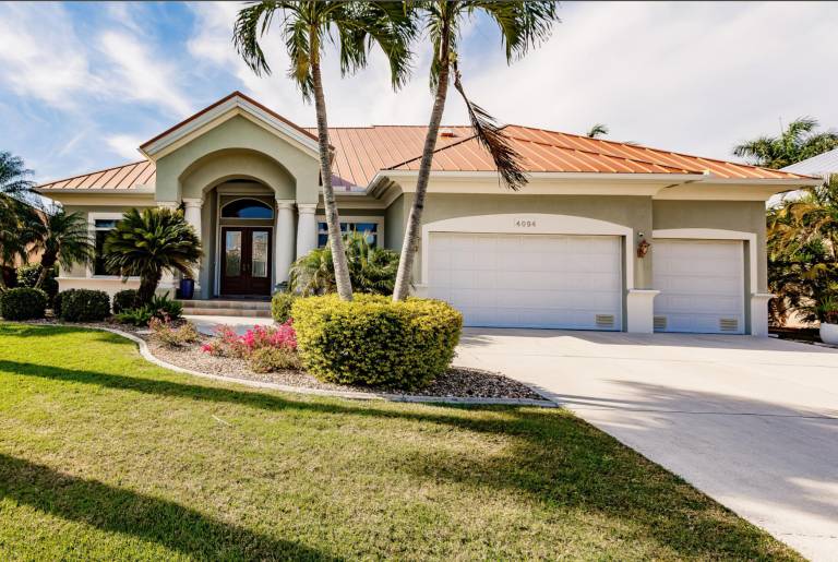 House with private pool in Punta Gorda, FL