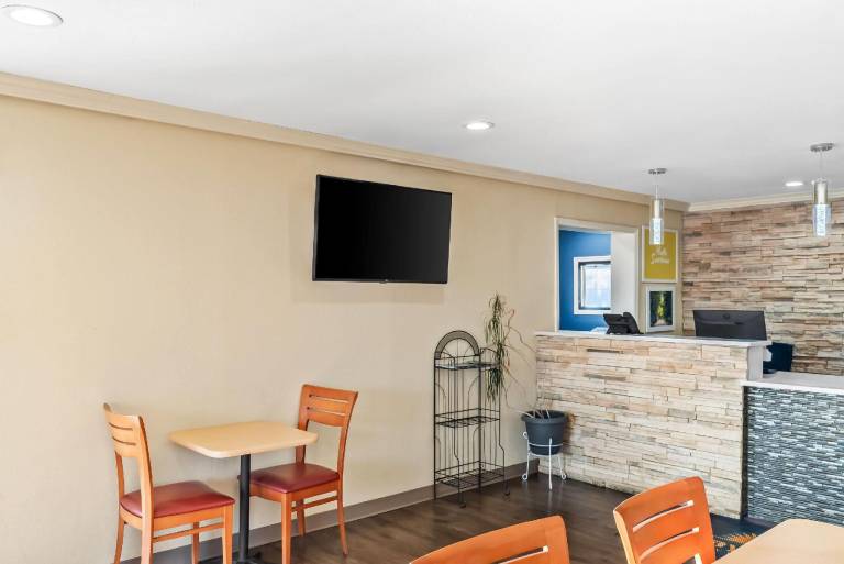 Days Inn by Wyndham Aiken - Interstate Hwy 20 — photo 3