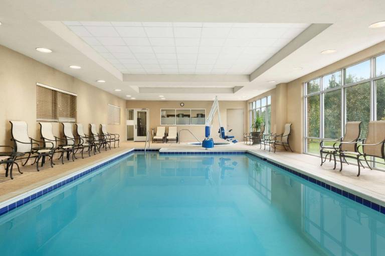 Hampton Inn & Suites Herndon-Reston in Sterling, VA
