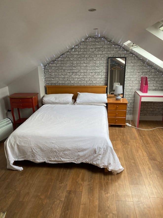 Private Room ∙ 1 Bedroom ∙ 1 Guest - Ireland