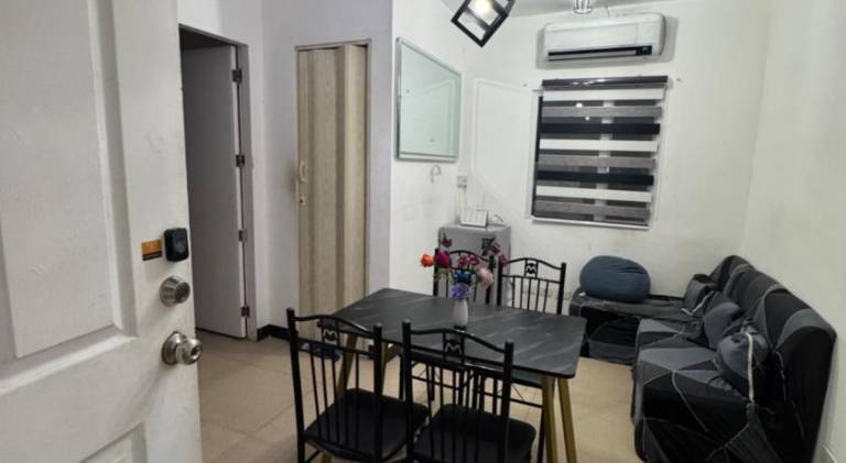 Serviced apartment with pool in Quezon City
