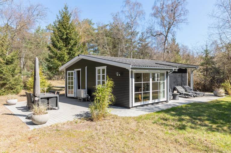 Ferienhaus mit Hund inDueodde, Bornholm  f&uuml;r max. 4 Personen