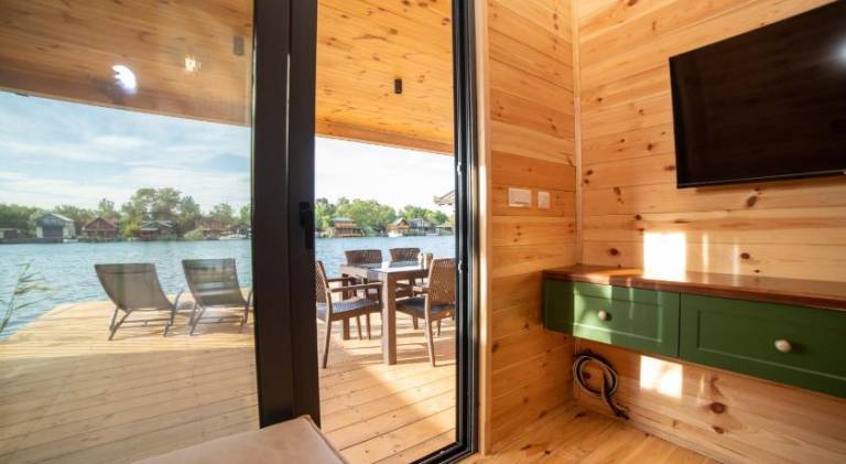 Chalet with 2 rooms for 5 persons — photo 3