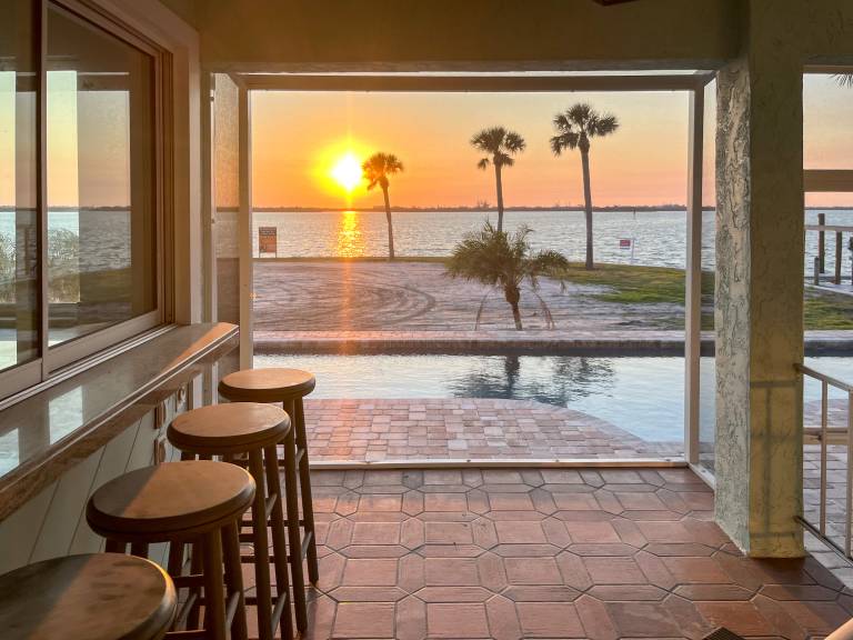 Canal Front Gem w Dock 4 Mi to Englewood Beach