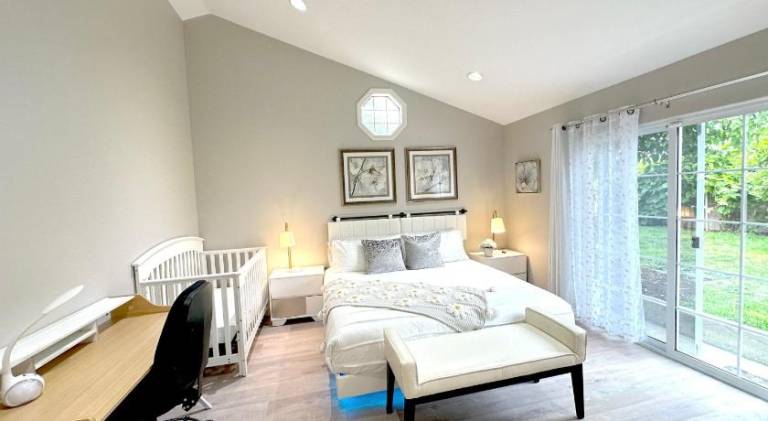 Fully equipped charming vacation home with yard & barbeque | Perfect for remote work | Pets allowed — photo 2