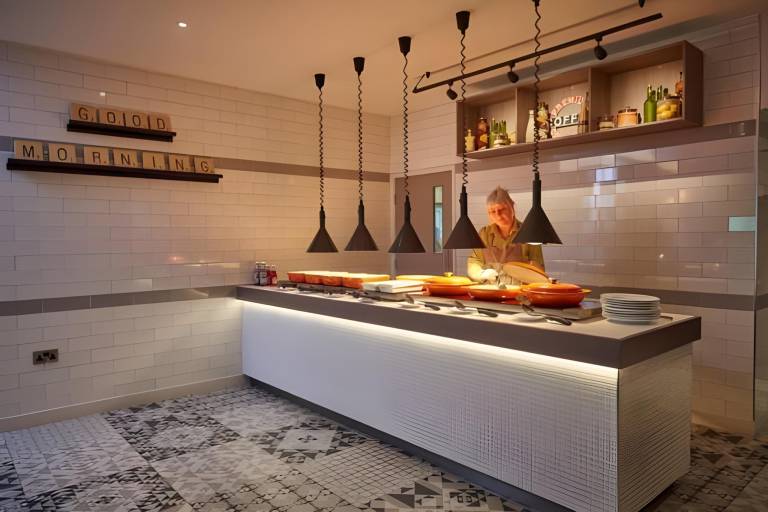 Holiday Inn Northampton West M1 Junc 16 By IHG — photo 2