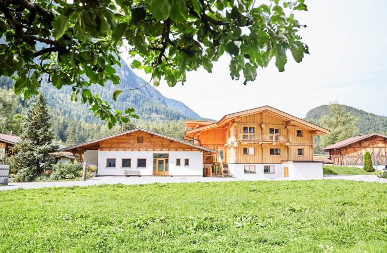 Lodge Sautens