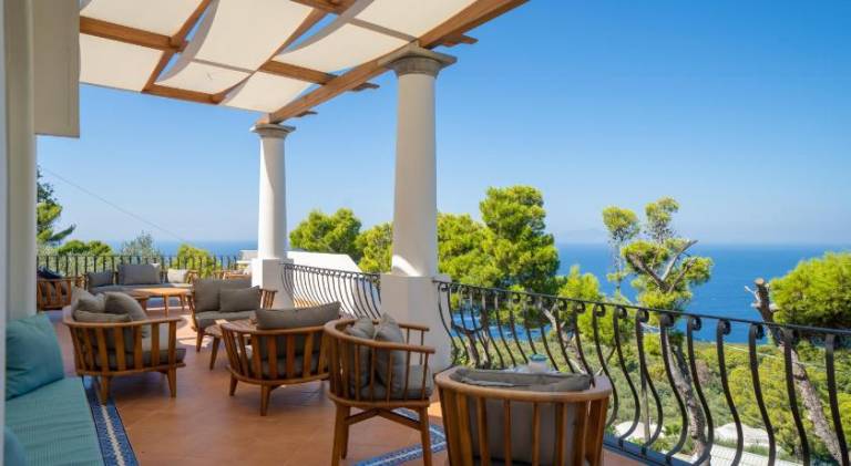 Villa with pool | Pet-friendly — photo 2