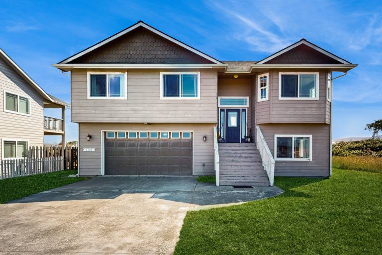 House  Crescent City