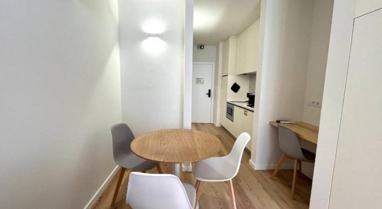 Apartment with yard & terrace | Next to Monastery of Santa Cruz — photo 3