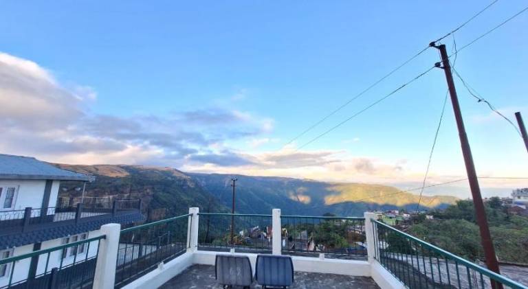 Bed and breakfast Khliehshnong