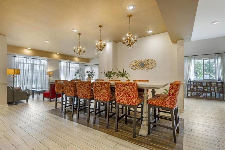Best Western Plus Vineyard Inn & Suites — photo 2