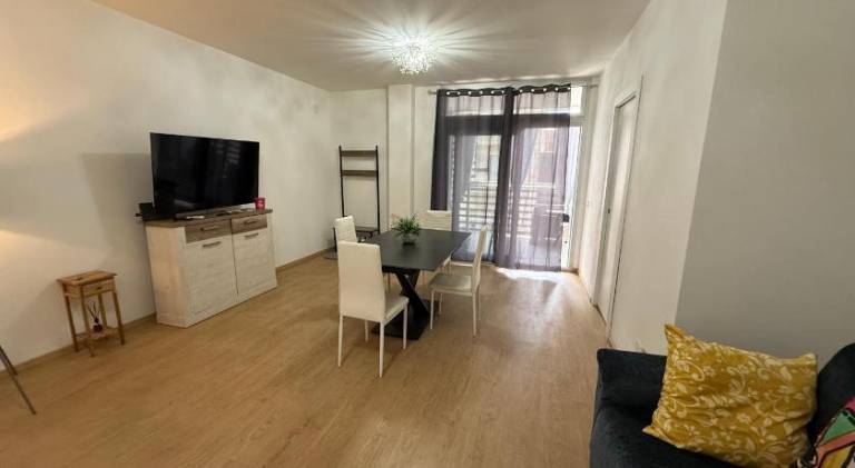 Holiday apartment with 2 rooms for 6 persons — photo 2