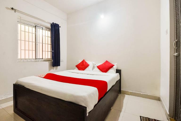 Hotel O Gm Grand Lake View