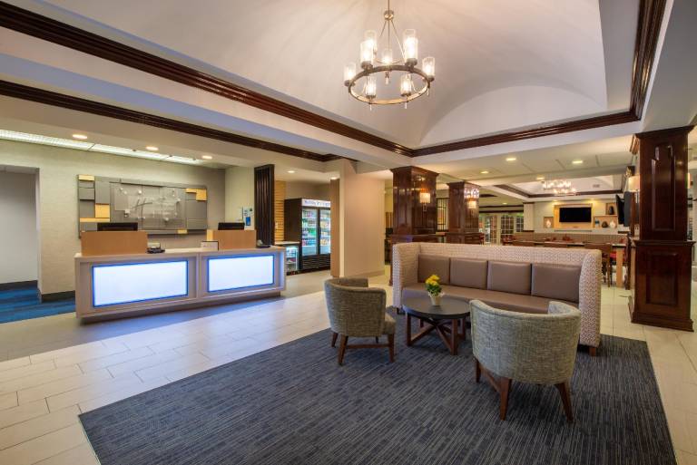 Holiday Inn Express State College at Williamsburg Square By IHG — photo 4