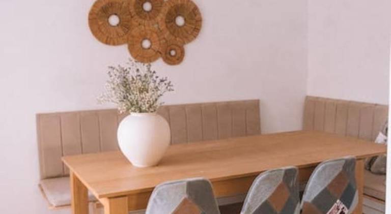 Villa with hot tub in Almada