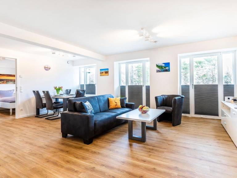FeWo Dünenheide 2.1: Familienfreundliche 85 m² Ferienwohnung mit Balkon — photo 5