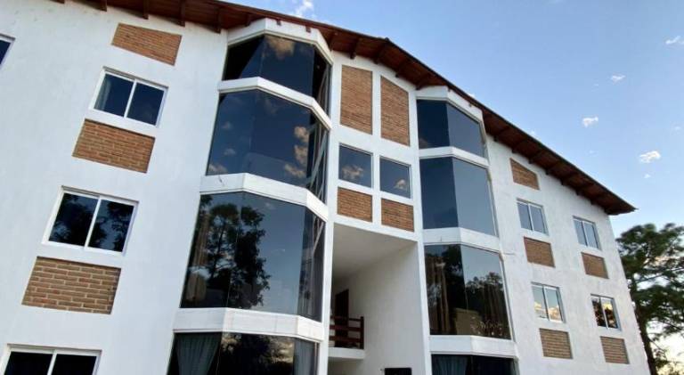 Holiday apartment with terrace, barbeque & yard in Mazamitla