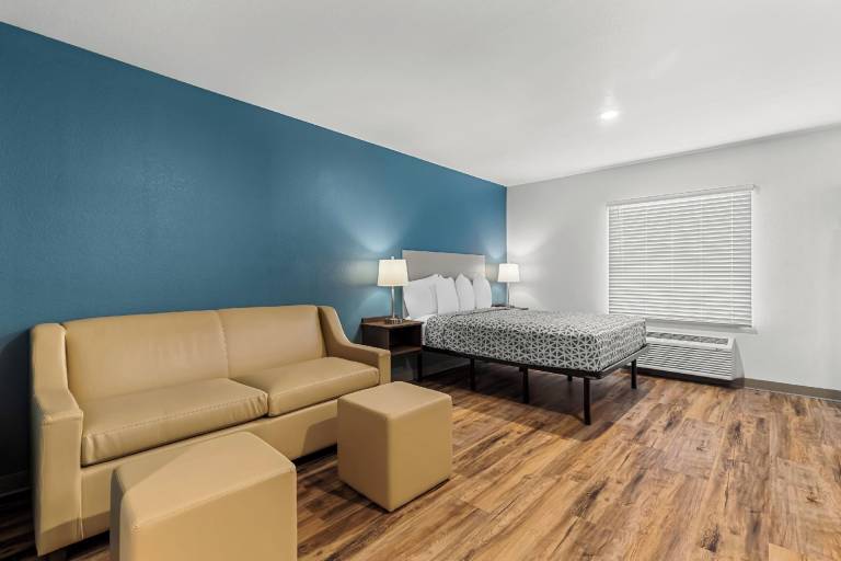 WoodSpring Suites Columbia - Irmo — photo 2
